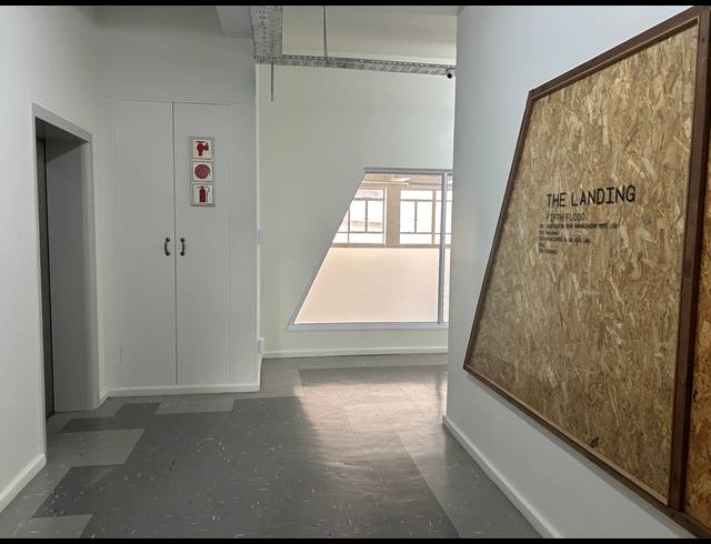 92M² BUILDING TO LET IN CAPE TOWN CITY CENTRE